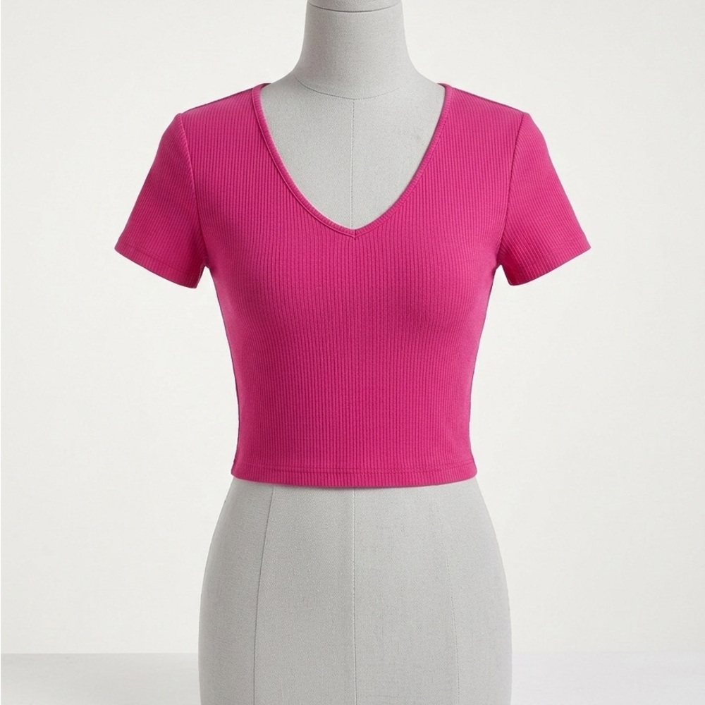 SHEIN Fuchsia V-Neck Ribbed Crop Top